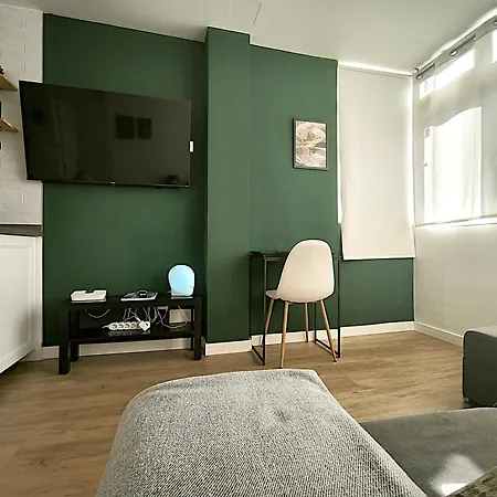 Jungle Slope Apartment