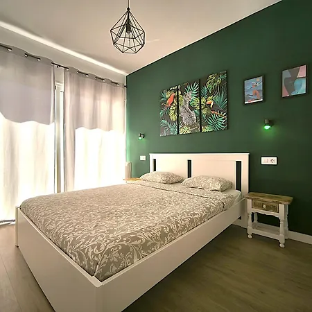 Jungle Slope Apartment *